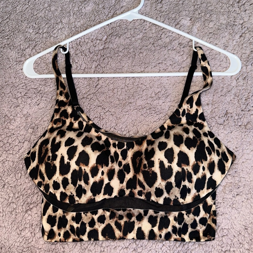 Victoria Secret Leopard Sports Bra Medium